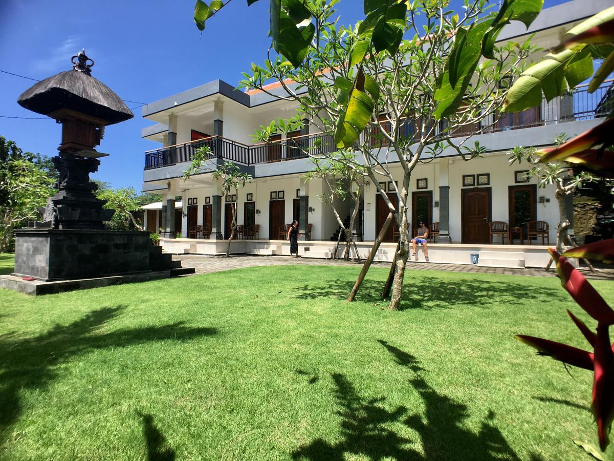 Uluwatu Made Guesthouse Esterno foto
